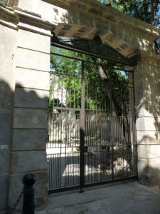 Locaux associatifs Chartrouse - grille rue