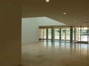 Centre soins Caveirac - hall