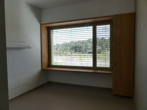Centre soins Caveirac - fenetre chambre