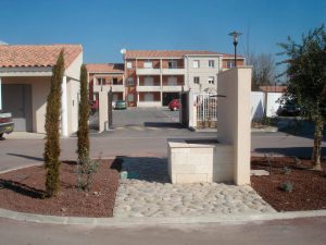 Le-Cypres-Bleu - Fontaine