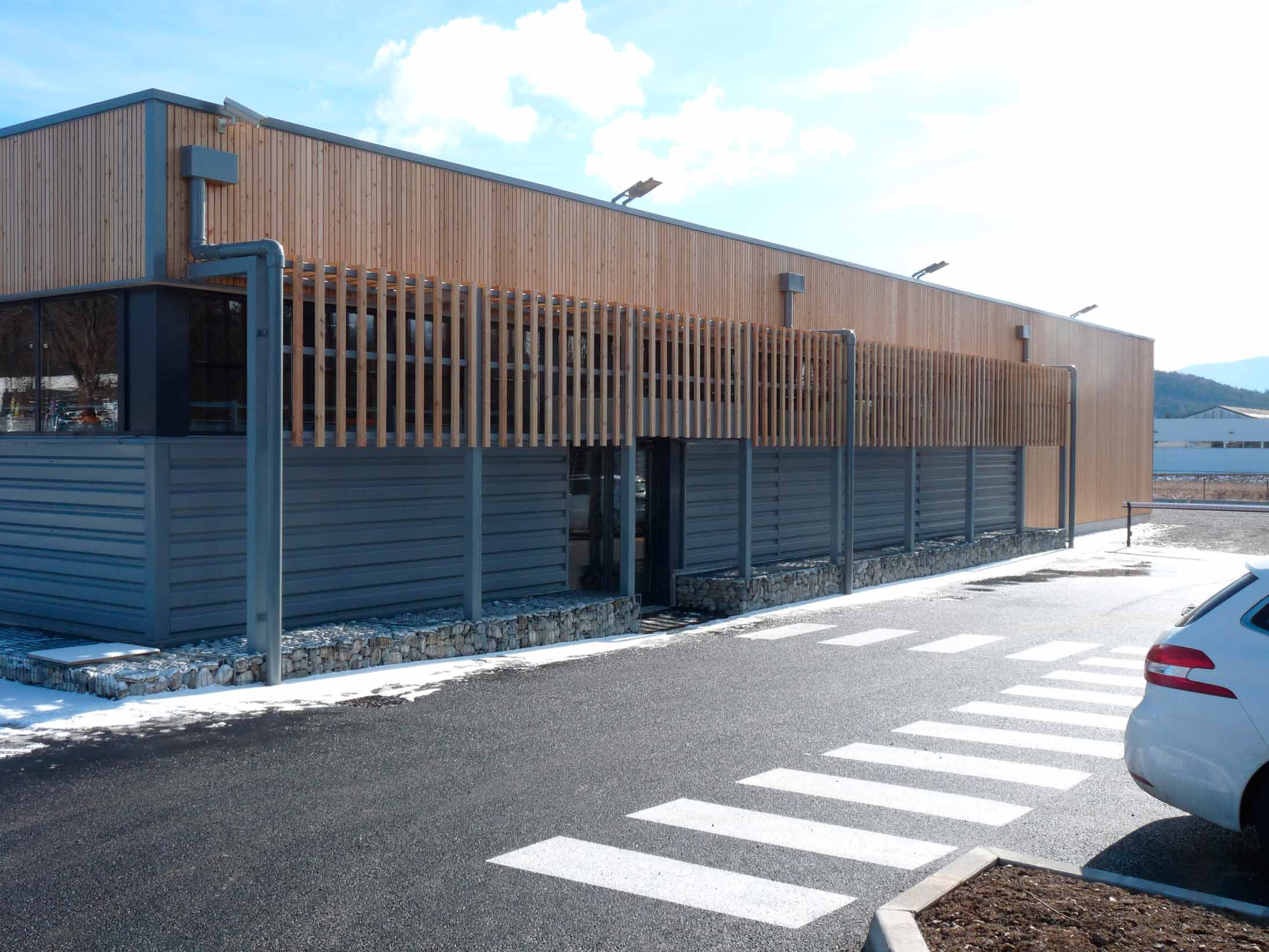 John Deere Gap - Façade